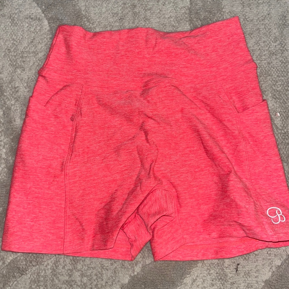 Bombshell coral active shorts